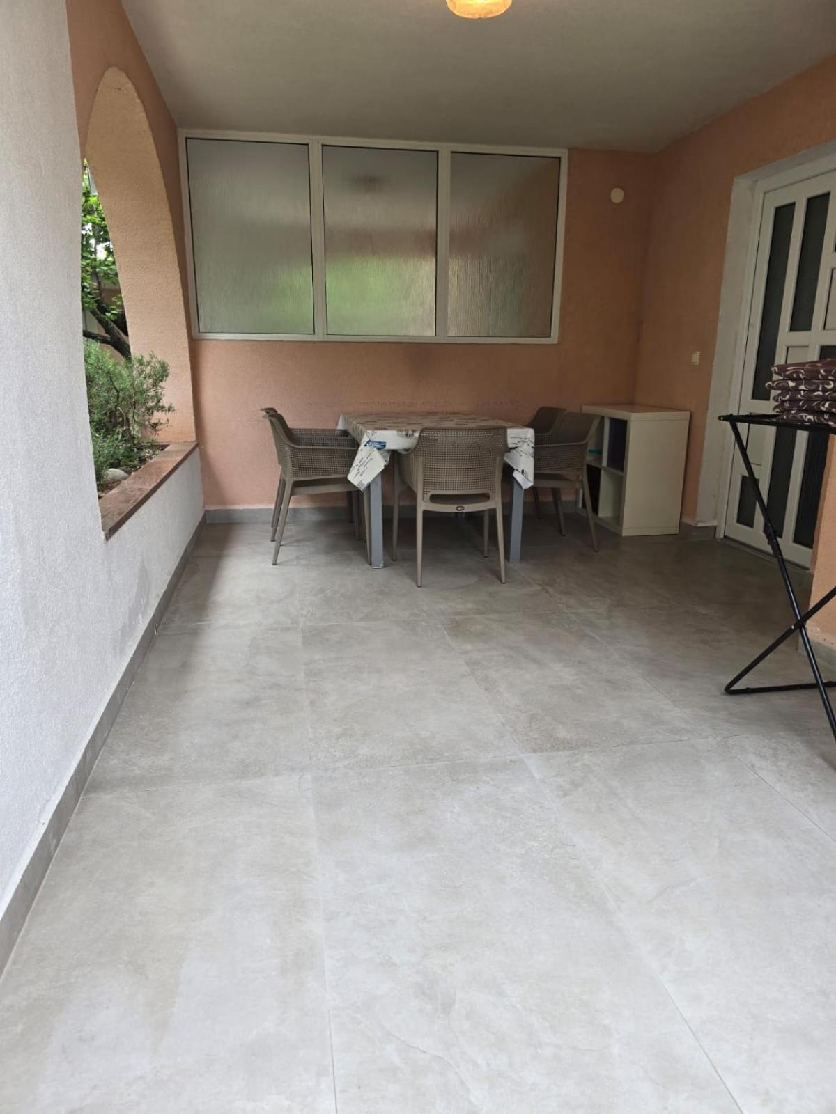Apartments Sokolovic Кърк Екстериор снимка